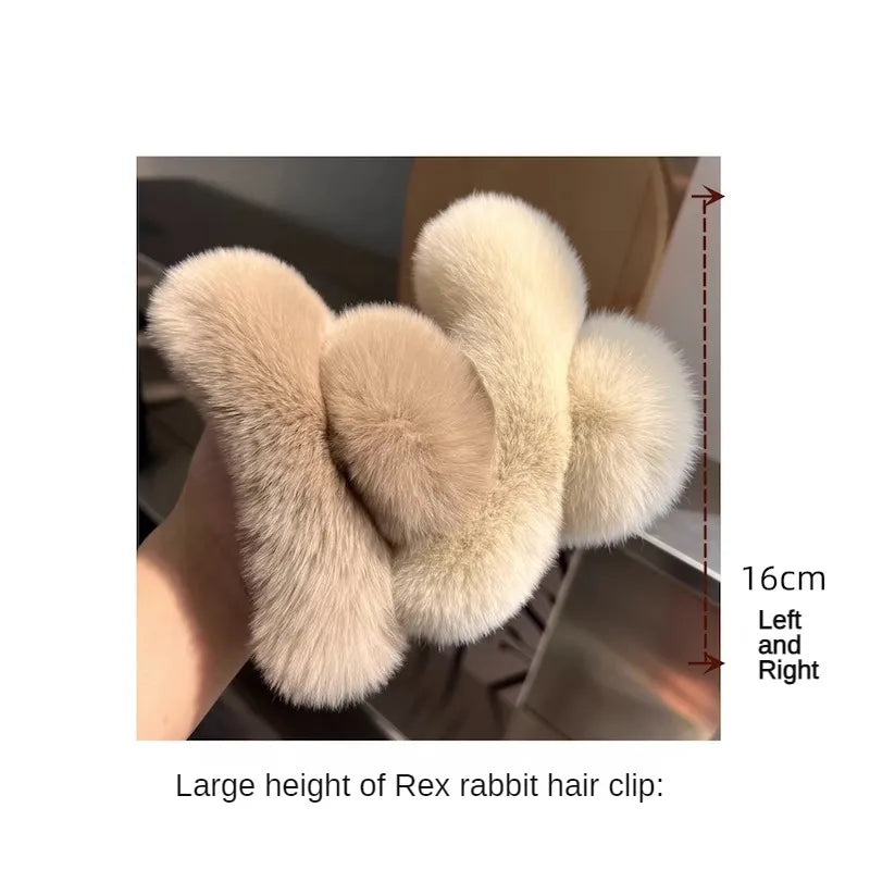 Hair Claw Natural Rex Rabbit Fur – A Chic Large Hairpin