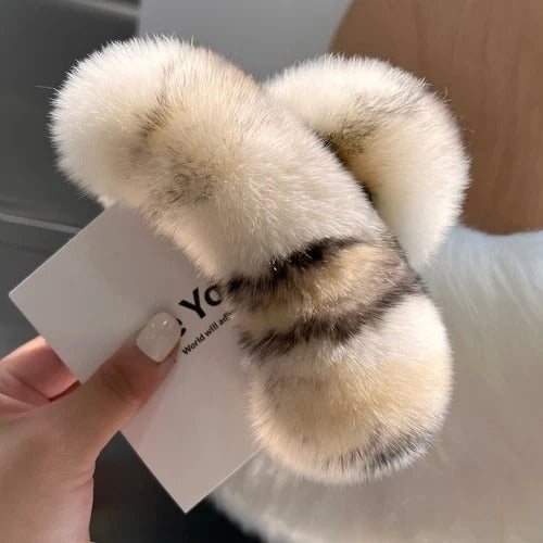 Hair Claw Natural Rex Rabbit Fur – A Chic Large Hairpin