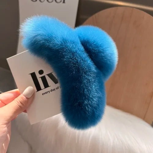 Hair Claw Natural Rex Rabbit Fur – A Chic Large Hairpin